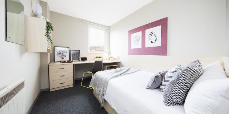 ELS Languages residence Piccadilly Point Kaplan Manchester