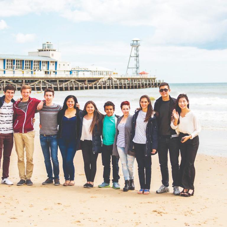 esl-english-england-bournemouth-kaplan-international-hero