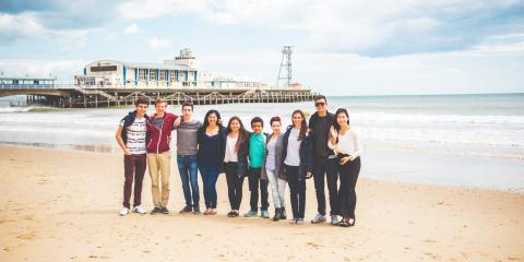esl-english-england-bournemouth-kaplan-international-hero