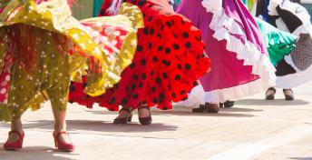 ESL course plus music and dance spain